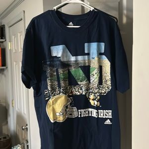 Notre dame football t-shirt size 2XL